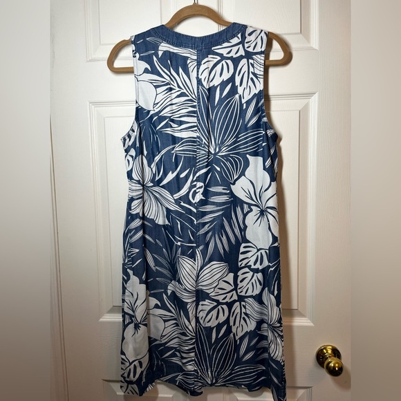 TOMMY BAHAMA Blue and White Sleeveless Floral Tropical Print Dress Size Medium - Picture 2 of 9